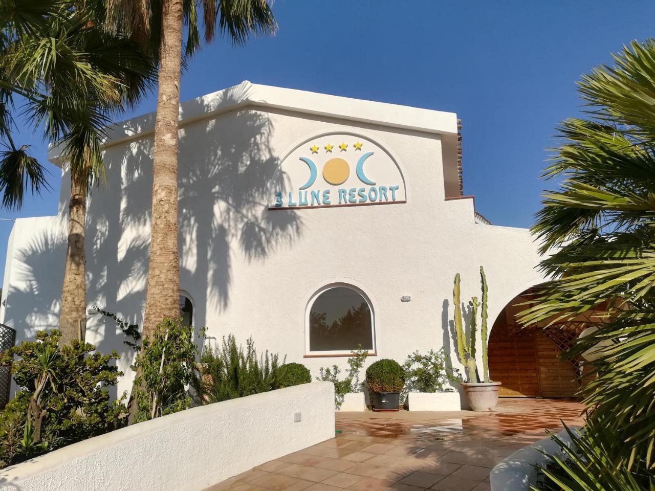 Tre Lune Hotel 3*
